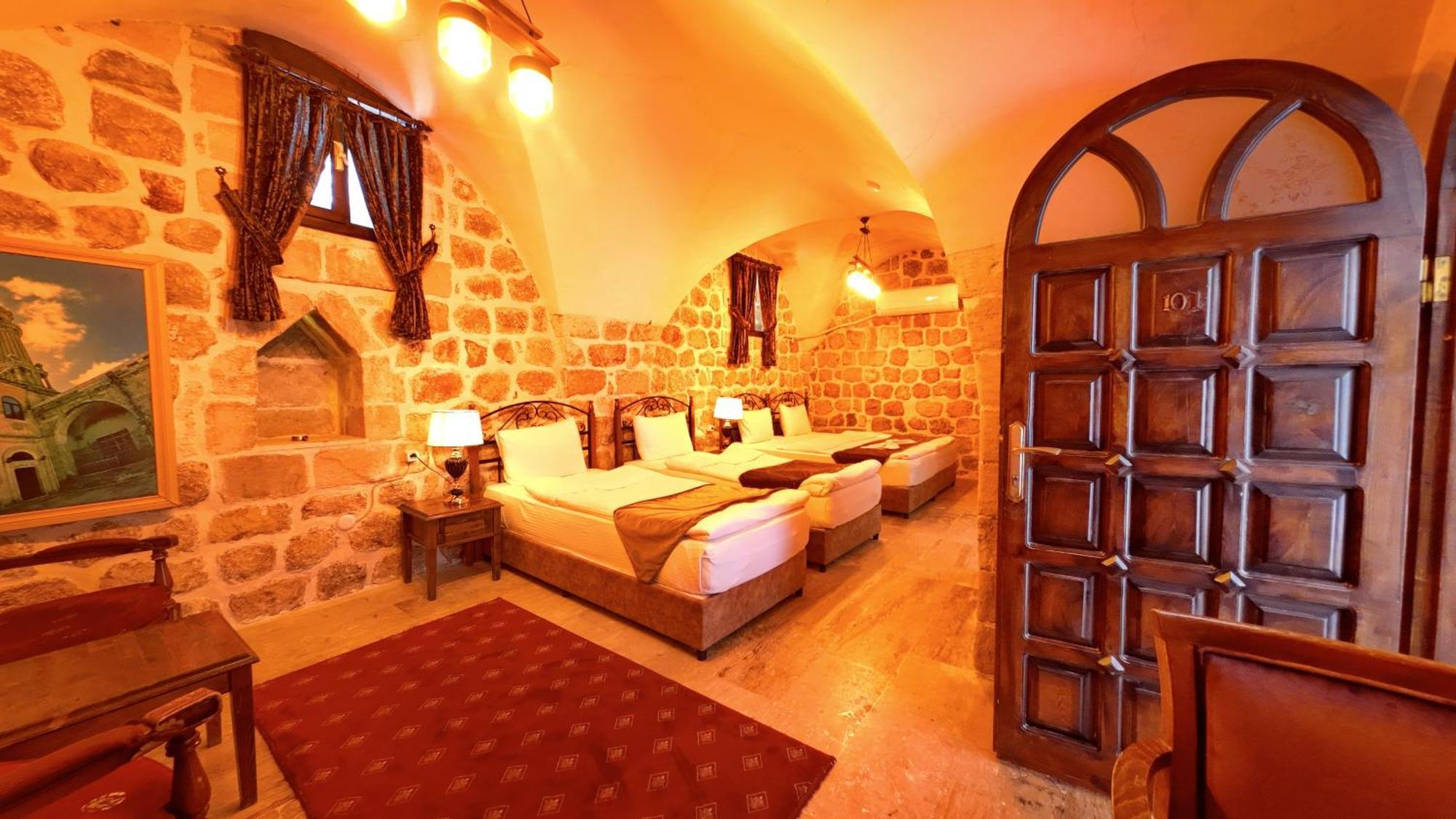 Ulubey Konagi Hotel Mardin Exterior photo